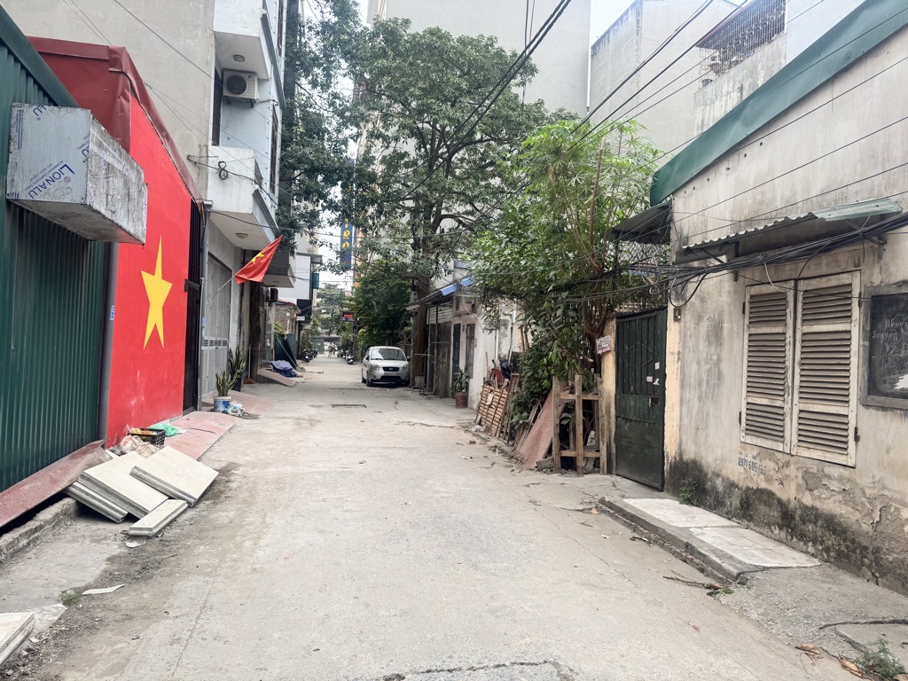 BÁN GẤP MẢNH ĐẤT TẠI PHƯỜNG CỔ NHUẾ (CŨ) -LÔ GÓC, NGÕ Ô TÔ TẢI TRÁNH, 1 MẶT PHỐ, KINH DOANH CÁC LOẠI HÌNH
